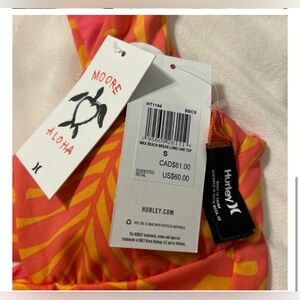 bathing suit top / sport bra